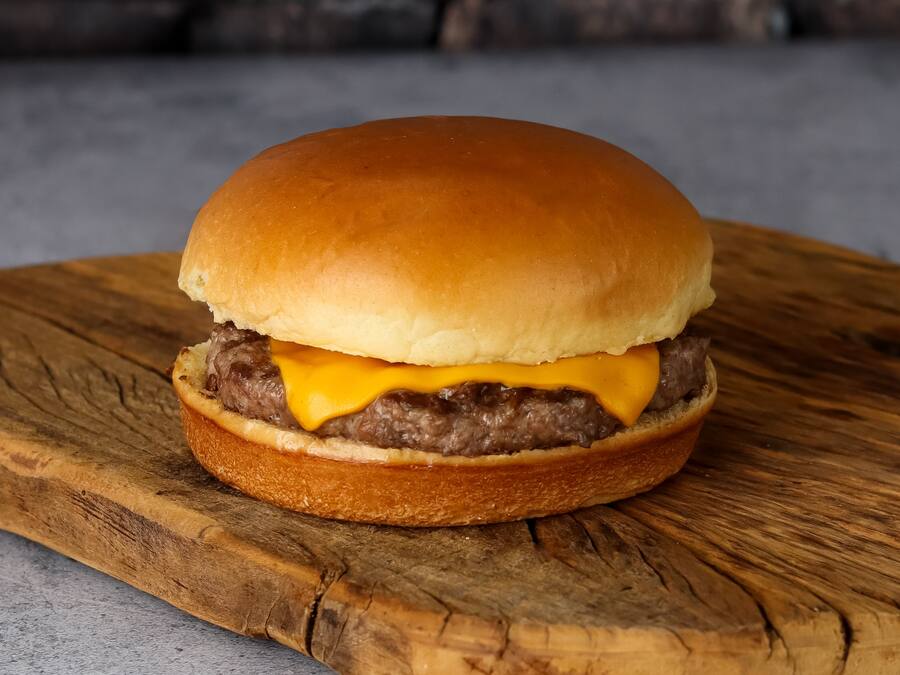Na Brasa Pcq Kids (Pão, Carne & Queijo)