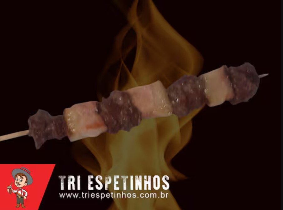 Espetinho De Carne Com Bacon